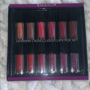 Amazing lipstick set!!